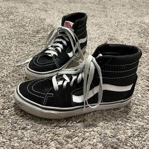 Sk8-Hi Vans